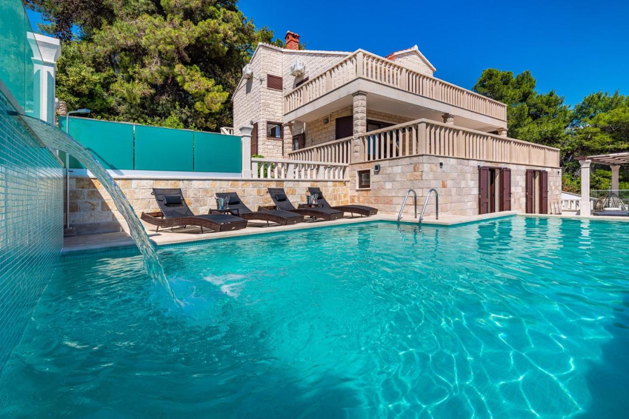 Villa Kadena - Luxury Seaside Villa With Private Heated Pool Selca (Brac) Exterior foto