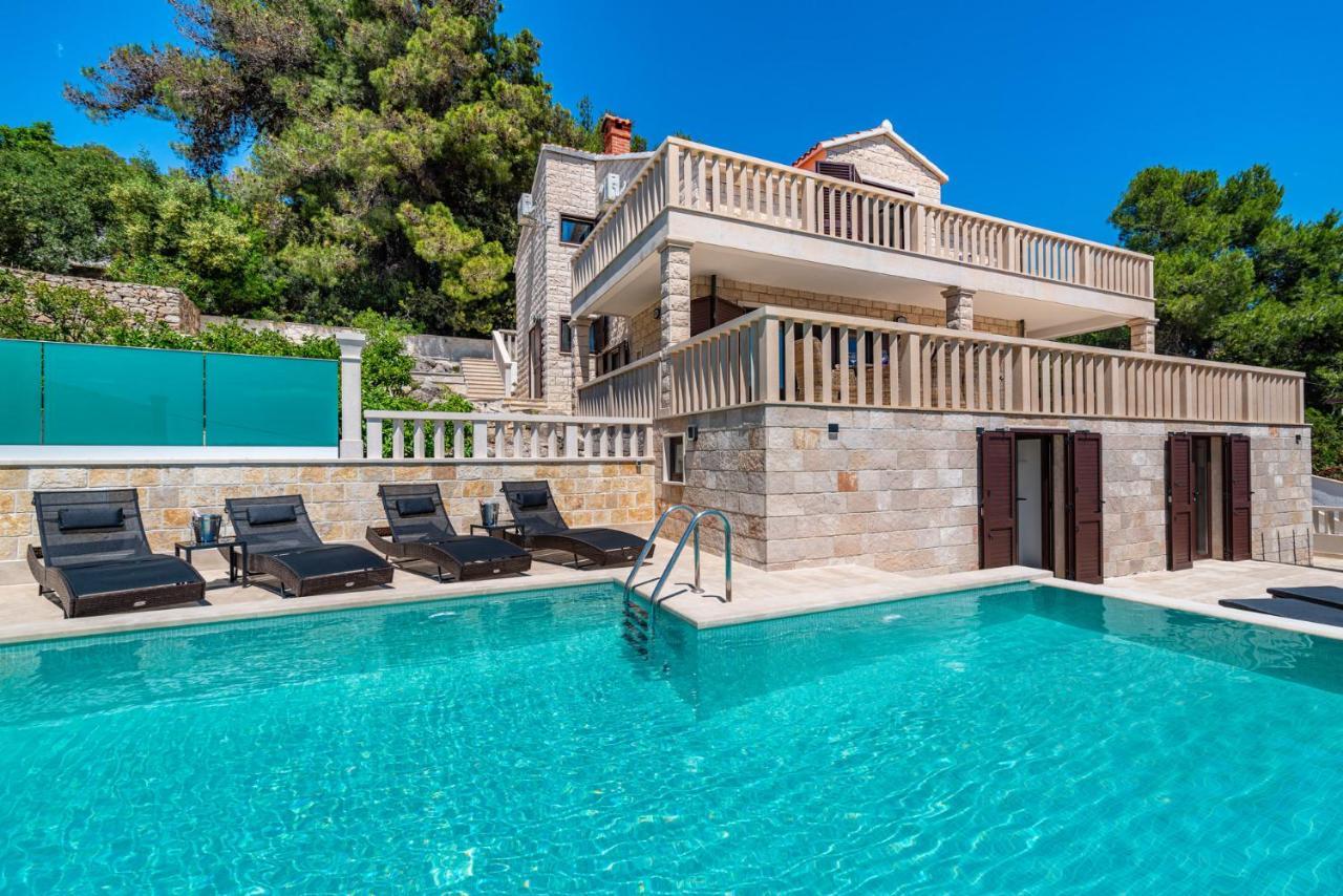 Villa Kadena - Luxury Seaside Villa With Private Heated Pool Selca (Brac) Exterior foto