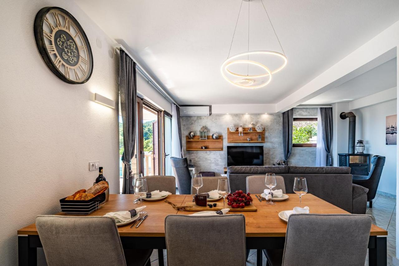 Villa Kadena - Luxury Seaside Villa With Private Heated Pool Selca (Brac) Exterior foto